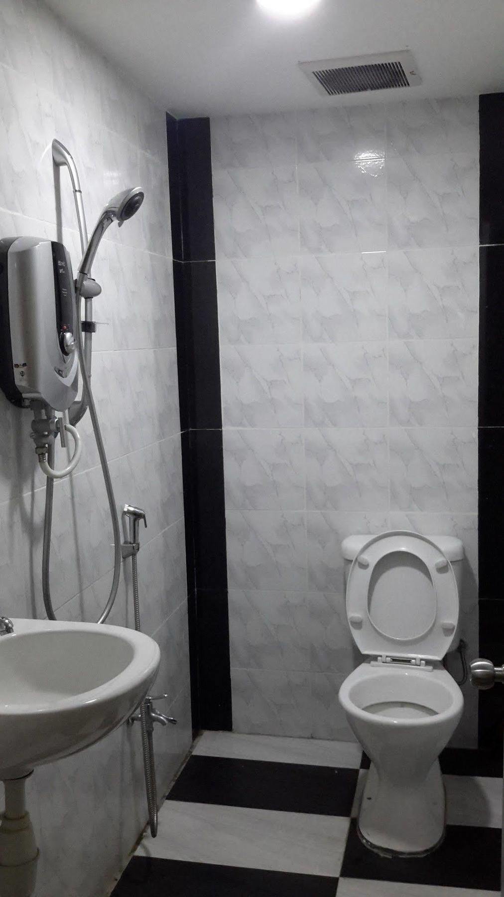 Shah Alam Business Hotel Esterno foto